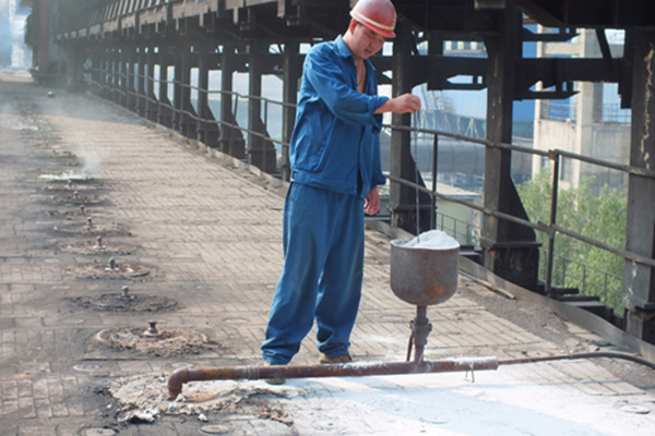 如何对机焦侧炉体膨胀测量线架进行校正